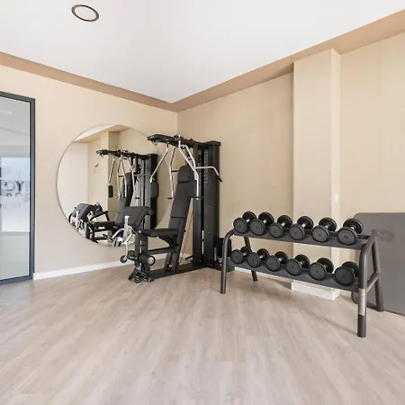 Luxe 3br Oasis Pool, Gym, Sauna Διαμέρισμα *