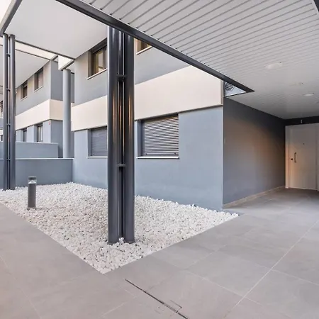Luxe 3br Oasis Pool, Gym, Sauna